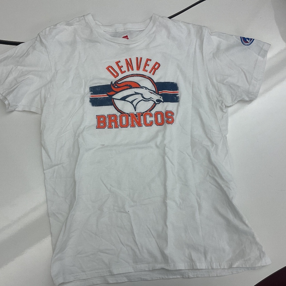 White Broncos Tee Hanes Large